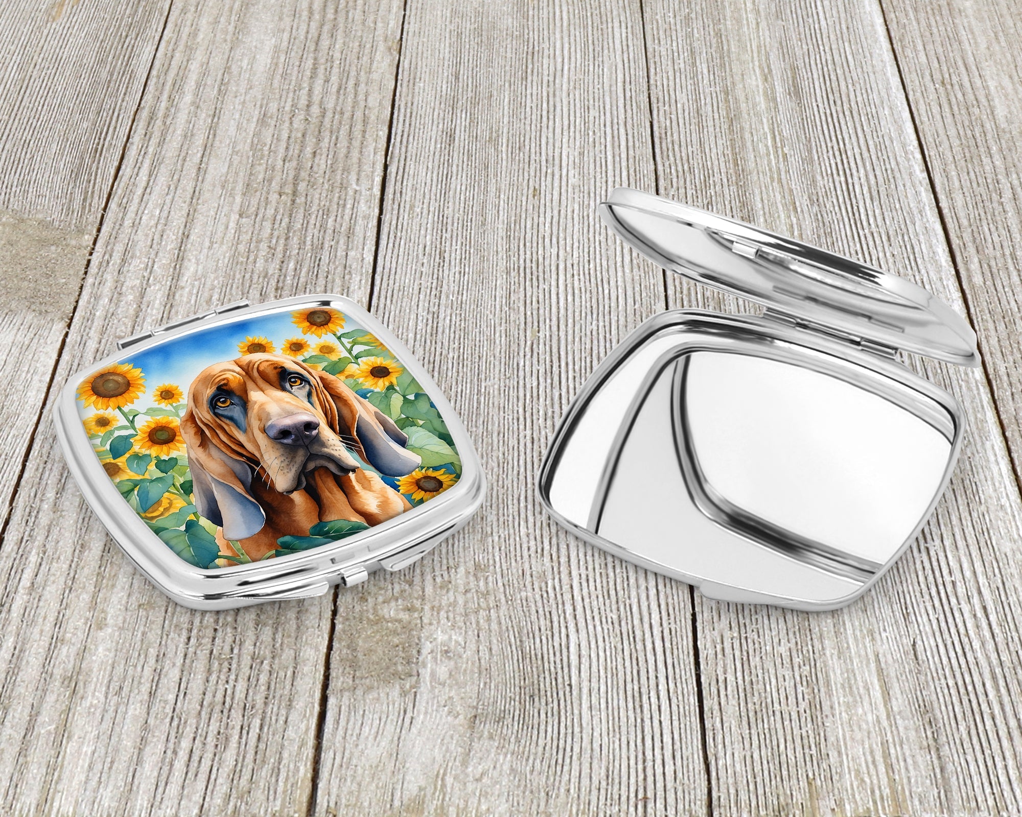 Bloodhound in Sunflowers Compact Mirror Decorative Travel Makeup Mirror for Women Girls Gifts Pocket Makeup Mirror Folding Handheld