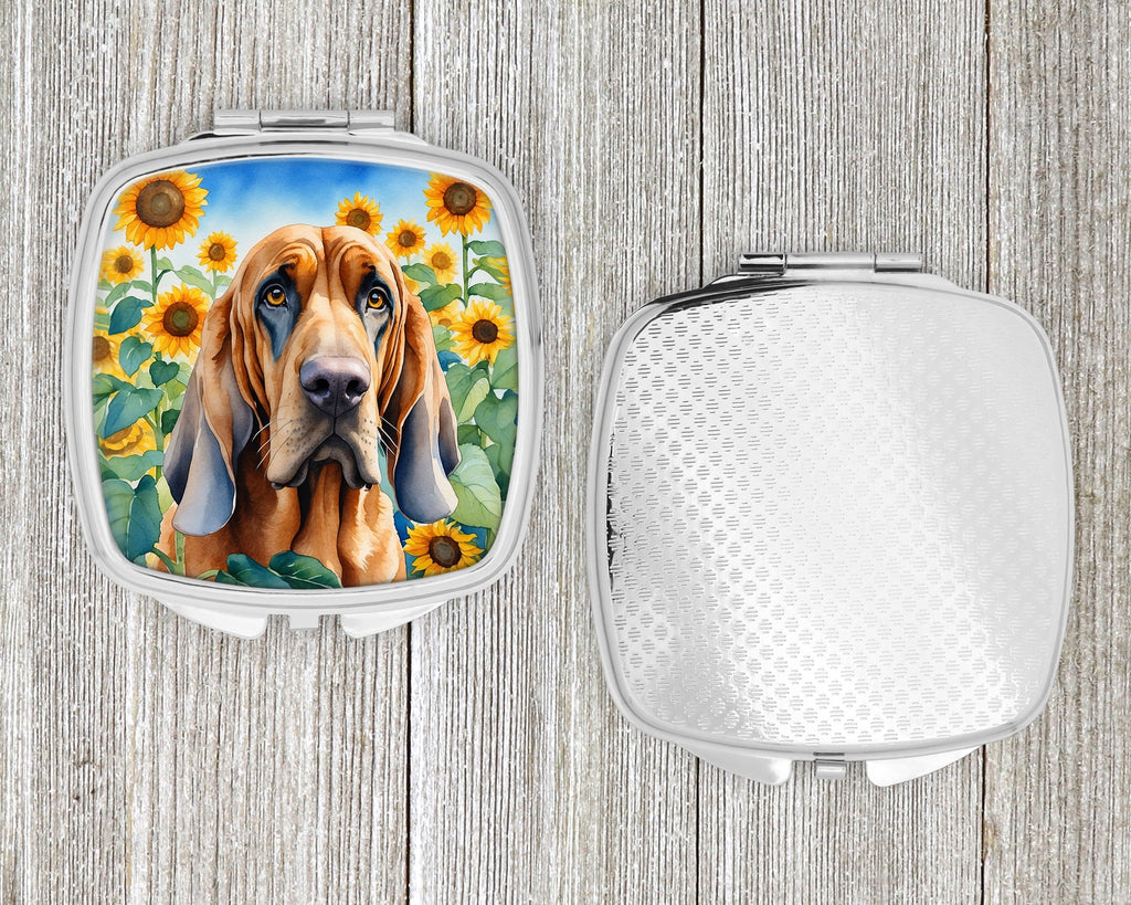 Bloodhound in Sunflowers Compact Mirror Decorative Travel Makeup Mirror for Women Girls Gifts Pocket Makeup Mirror Folding Handheld