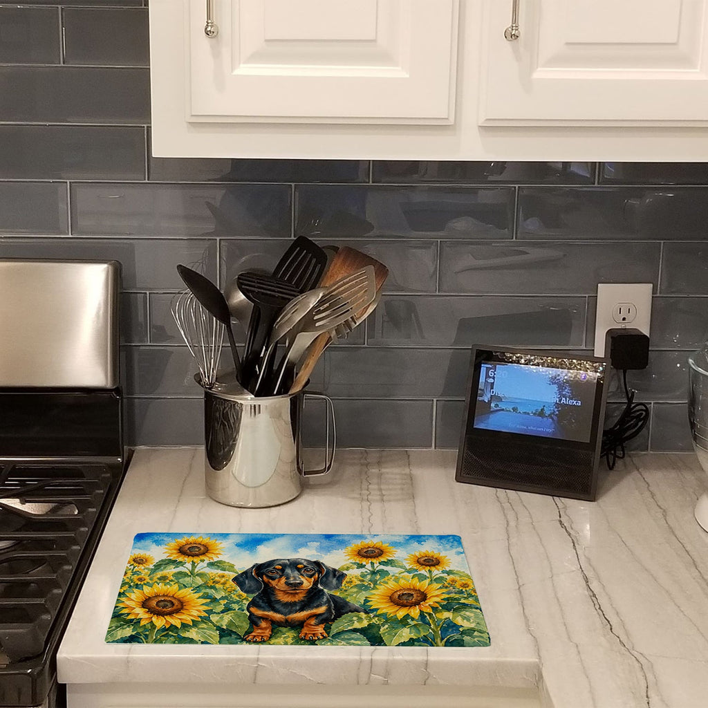 Dachshund in Sunflowers Cutting Board Tempered Glass Kitchen Cutting Surface, Heat Resistant Chopping Board with Non-Slip Feet, Decorative Food Prep & Serving