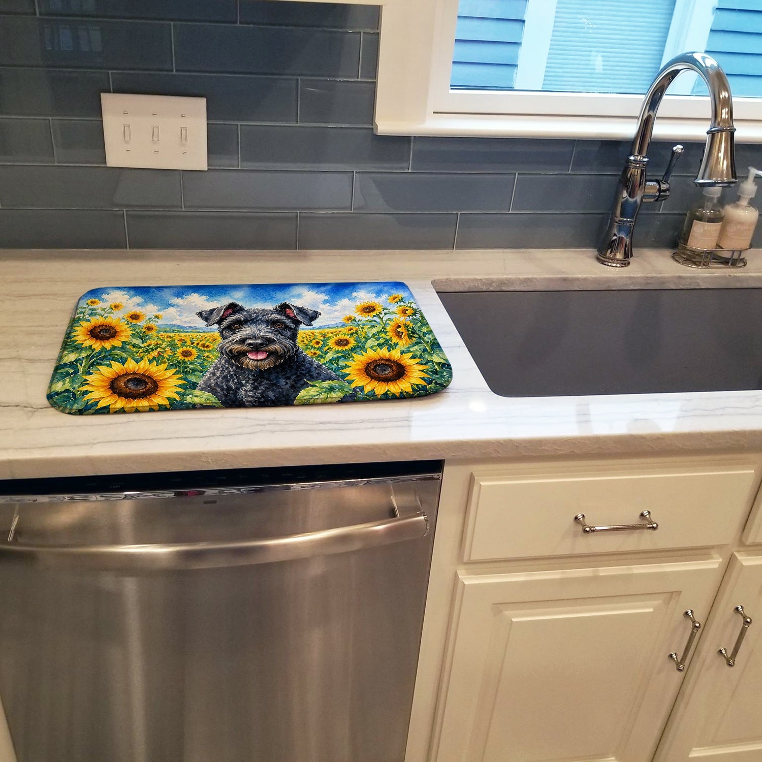 Kerry Blue Terrier in Sunflowers Dish Drying Mat Absorbent Dish Drying Mat Pad for Kitchen Counter Dish Drainer Mat for Countertop, 14 x 21", Multicolor