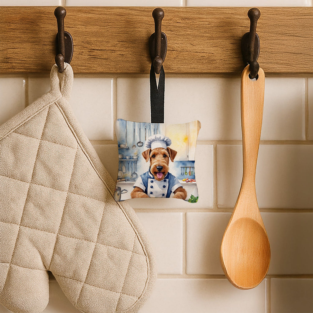 Airedale Terrier The Chef Hanging Square Fabric Ornament 3.5 × 3.5 Decorative Door-Knob & Tree Hanger, Soft Fabric