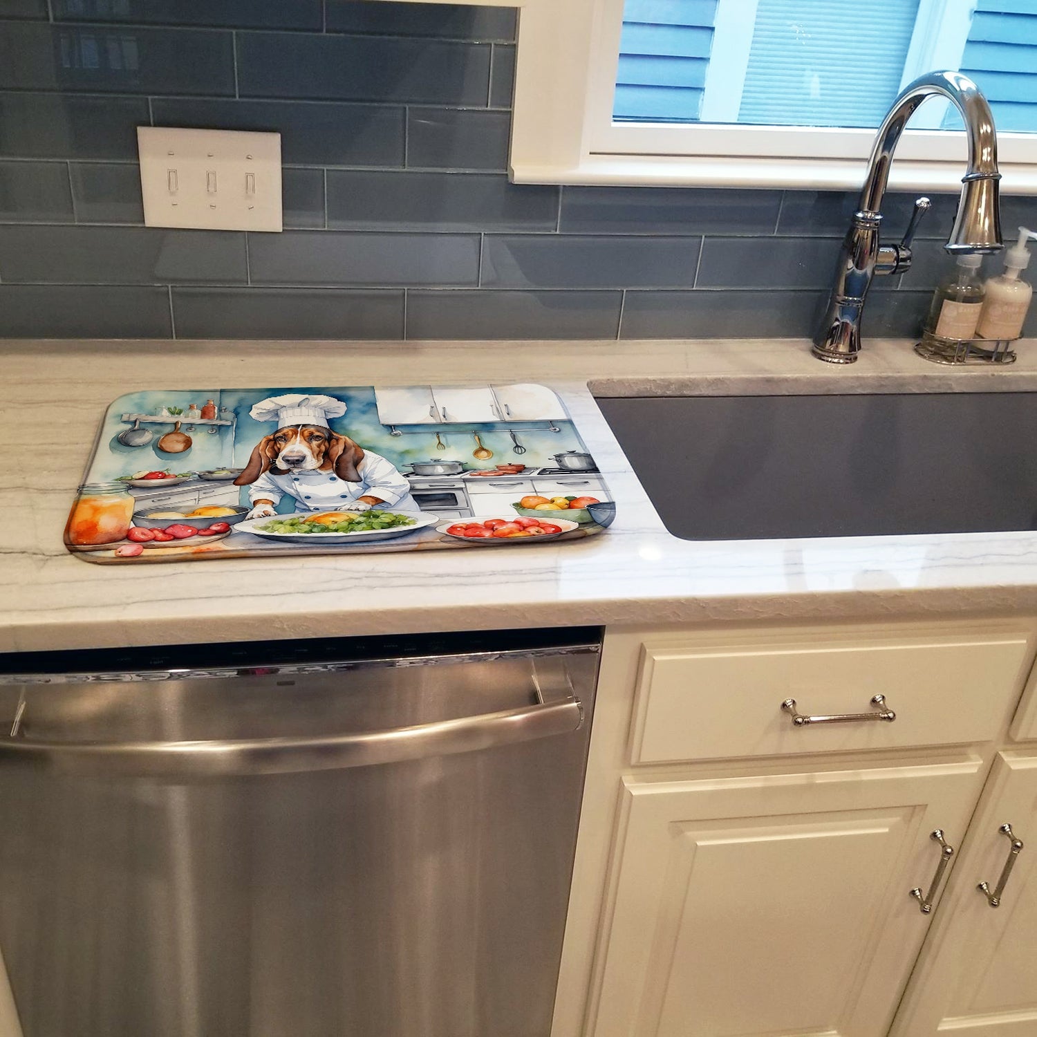 Basset Hound The Chef Dish Drying Mat Absorbent Dish Drying Mat Pad for Kitchen Counter Dish Drainer Mat for Countertop, 14 x 21", Multicolor