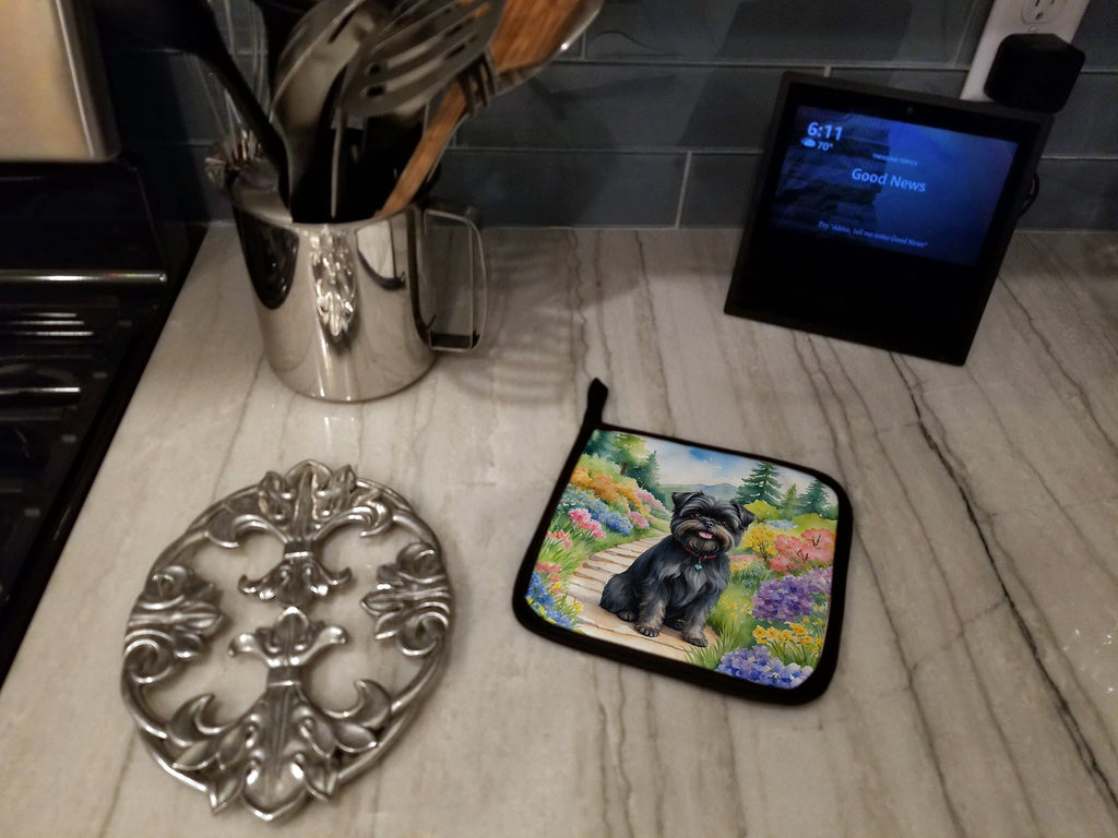 Affenpinscher Spring Garden Pot Holder Set of 2 Heat Resistant Quilted Hot Pads 7.5 x 7.5 Inch, Insulated Kitchen Trivets for Cooking & Baking
