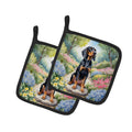 Black and Tan Coonhound Spring Path Pot Holder Set of 2 Heat Resistant Quilted Hot Pads 7.5 x 7.5 Inch, Insulated Kitchen Trivets for Cooking & Baking