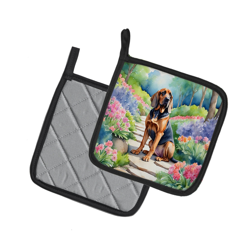 Bloodhound Spring Path Pot Holder Set of 2 Heat Resistant Quilted Hot Pads 7.5 x 7.5 Inch, Insulated Kitchen Trivets for Cooking & Baking
