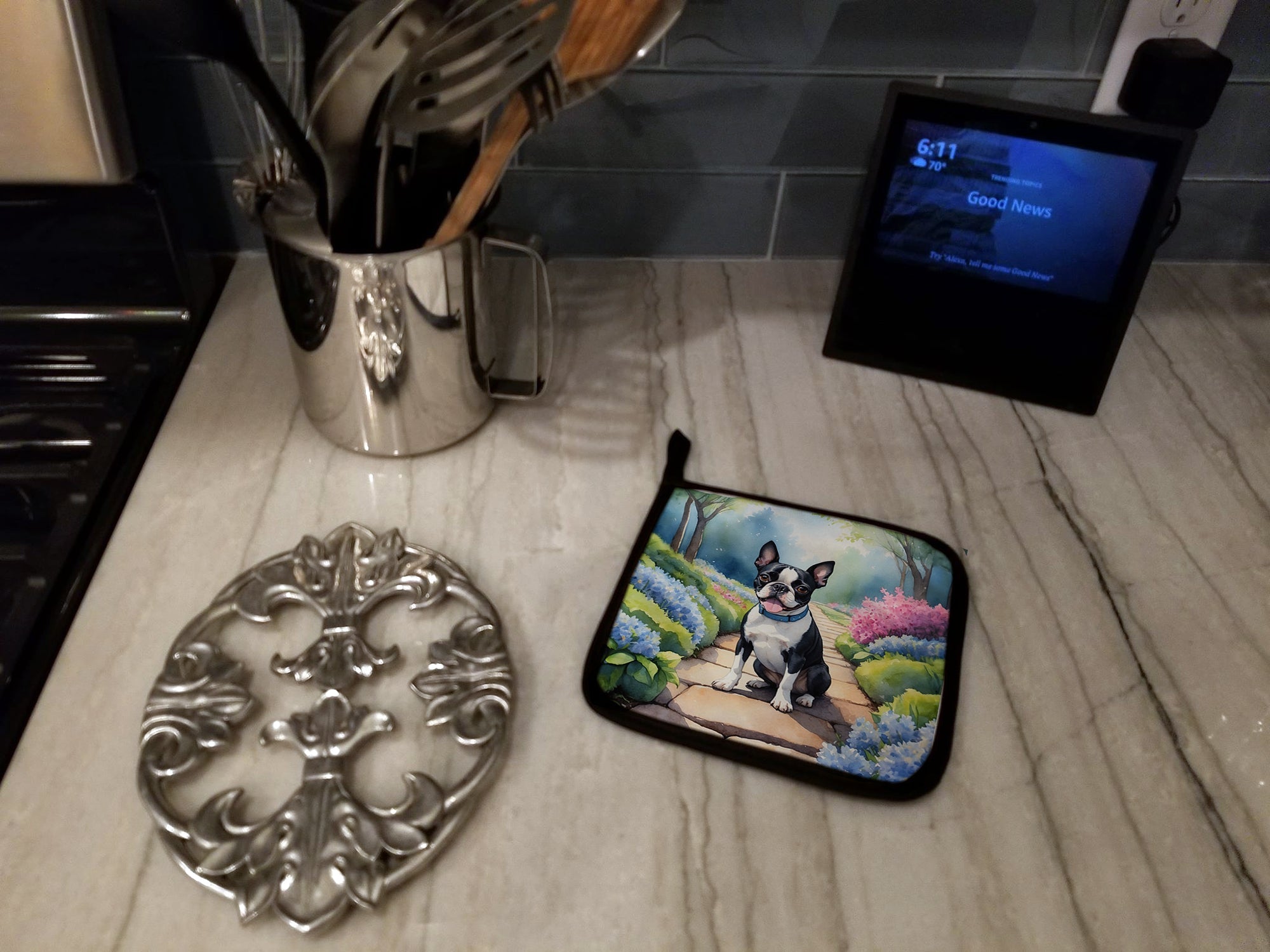 Boston Terrier Spring Path Pot Holder Set of 2 Heat Resistant Quilted Hot Pads 7.5 x 7.5 Inch, Insulated Kitchen Trivets for Cooking & Baking