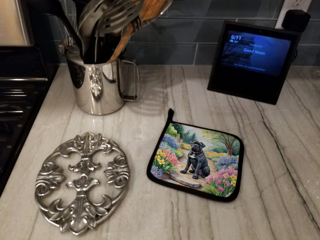 Cane Corso Spring Path Pot Holder Set of 2 Heat Resistant Quilted Hot Pads 7.5 x 7.5 Inch, Insulated Kitchen Trivets for Cooking & Baking