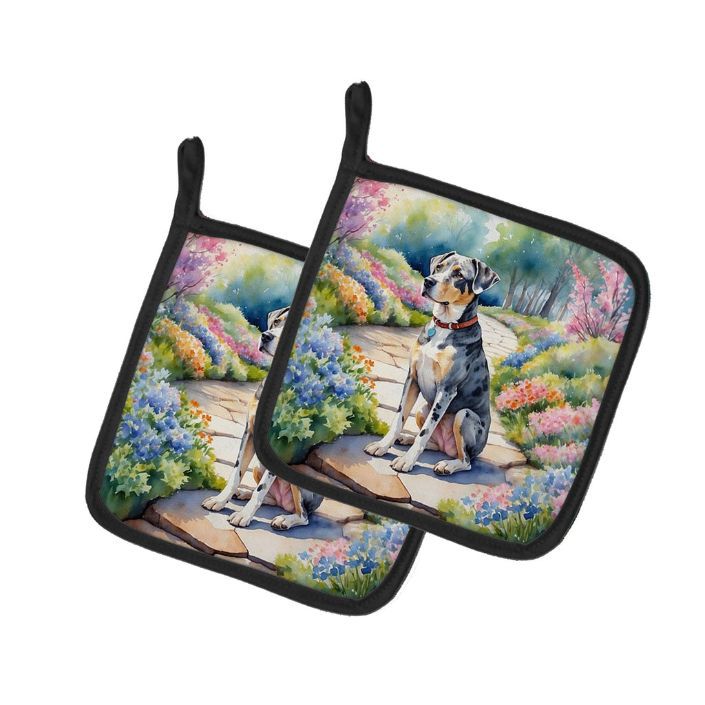 Catahoula Spring Path Pot Holder Set of 2 Heat Resistant Quilted Hot Pads 7.5 x 7.5 Inch, Insulated Kitchen Trivets for Cooking & Baking