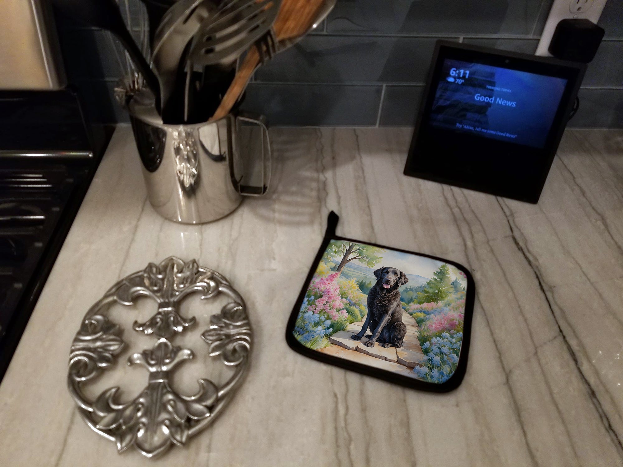 Curly-Coated Retriever Spring Path Pot Holder Set of 2 Heat Resistant Quilted Hot Pads 7.5 x 7.5 Inch, Insulated Kitchen Trivets for Cooking & Baking