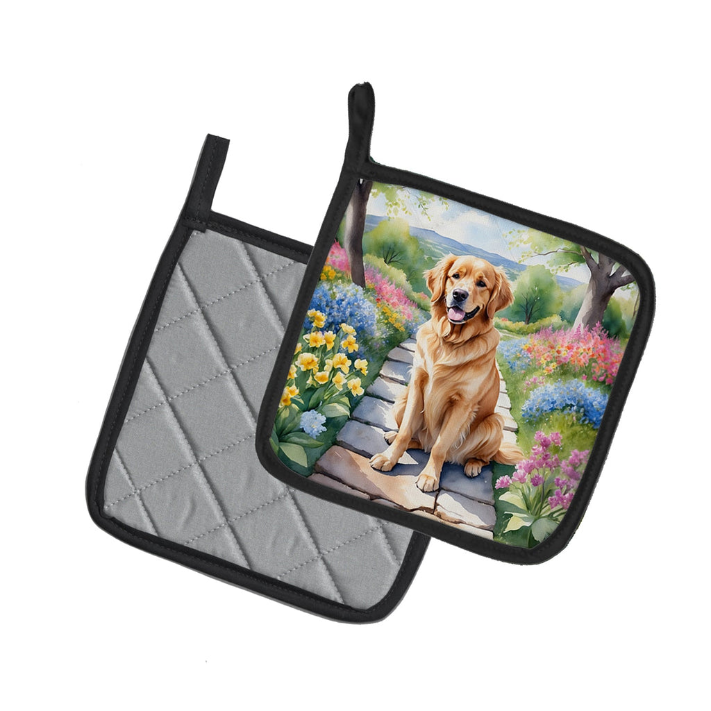 Golden Retriever Spring Path Pot Holder Set of 2 Heat Resistant Quilted Hot Pads 7.5 x 7.5 Inch, Insulated Kitchen Trivets for Cooking & Baking