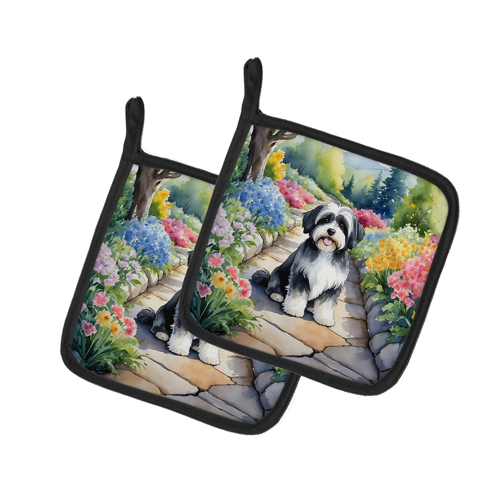 Havanese Spring Path Pot Holder Set of 2 Heat Resistant Quilted Hot Pads 7.5 x 7.5 Inch, Insulated Kitchen Trivets for Cooking & Baking