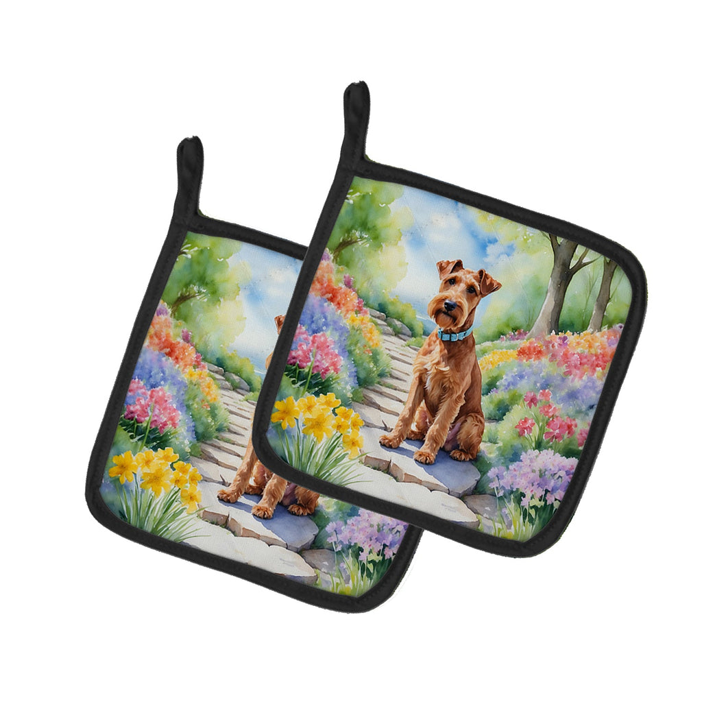 Irish Terrier Spring Path Pot Holder Set of 2 Heat Resistant Quilted Hot Pads 7.5 x 7.5 Inch, Insulated Kitchen Trivets for Cooking & Baking
