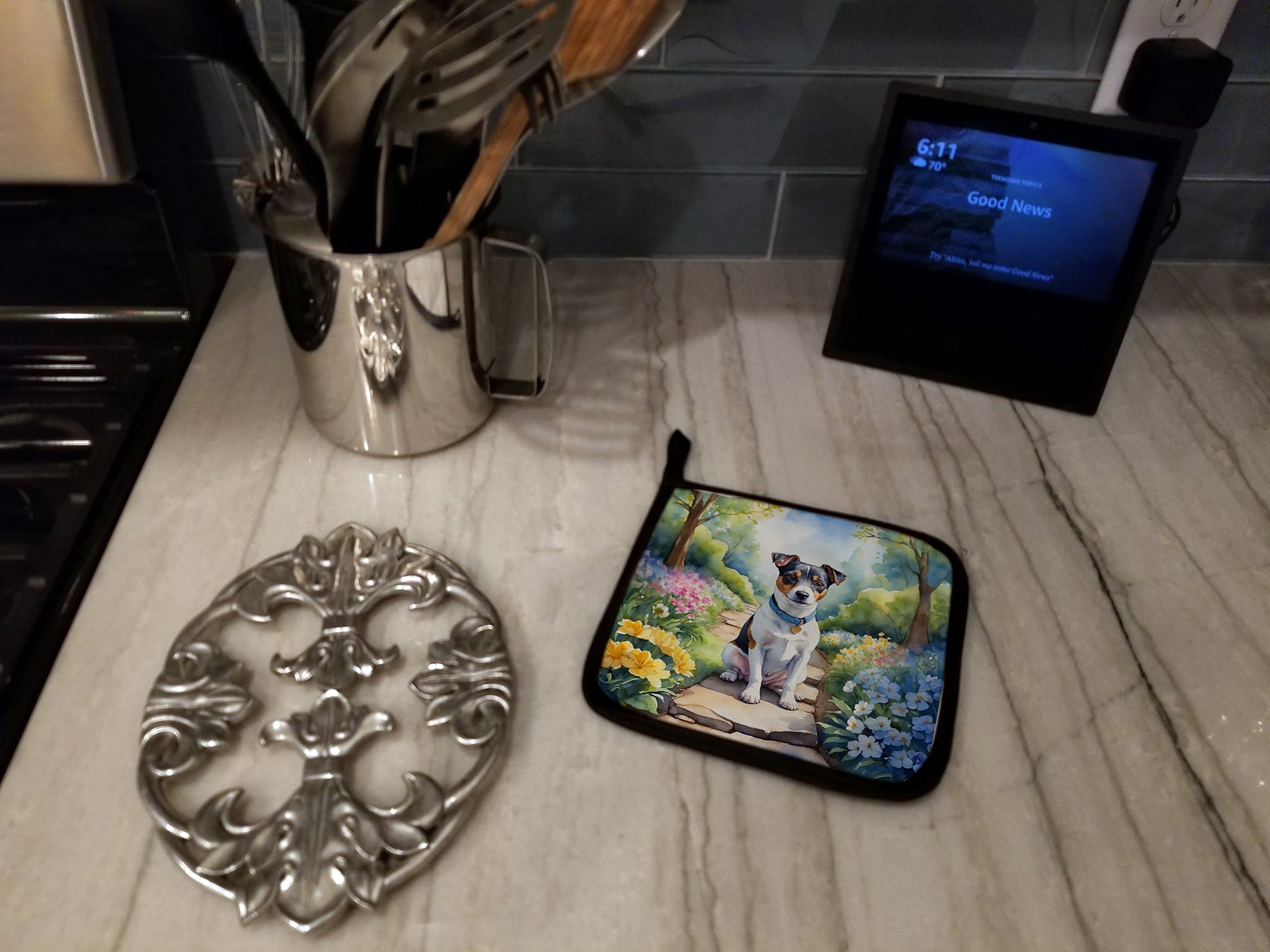 Jack Russell Terrier Spring Path Pot Holder Set of 2 Heat Resistant Quilted Hot Pads 7.5 x 7.5 Inch, Insulated Kitchen Trivets for Cooking & Baking