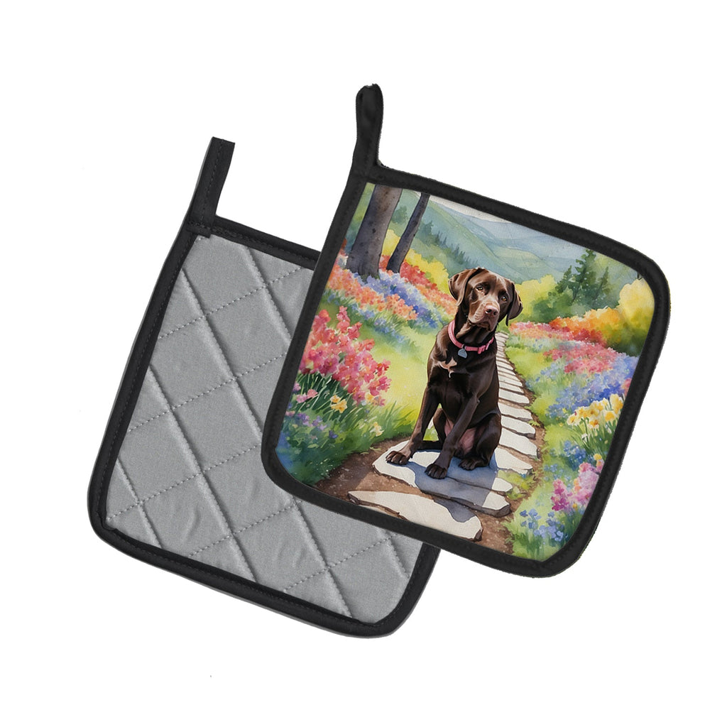 Labrador Retriever Spring Path Pot Holder Set of 2 Heat Resistant Quilted Hot Pads 7.5 x 7.5 Inch, Insulated Kitchen Trivets for Cooking & Baking
