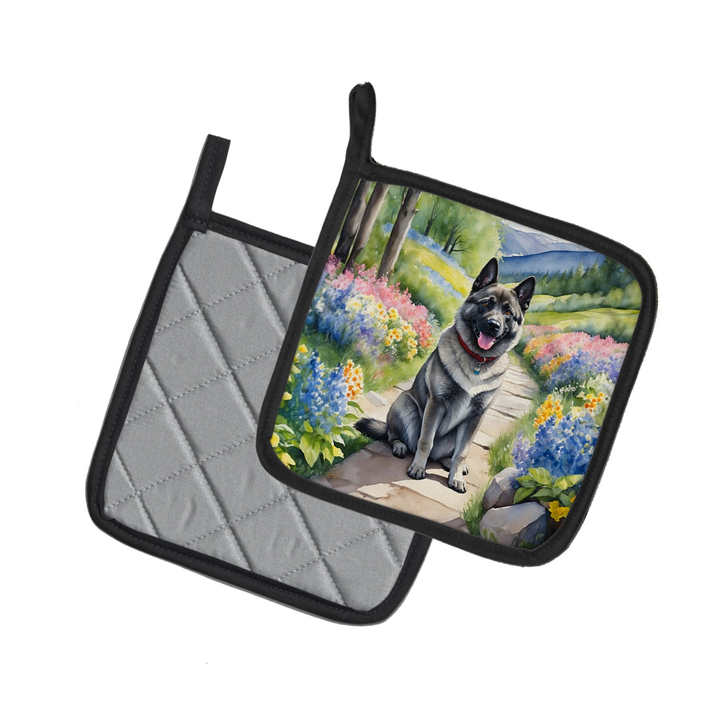 Norwegian Elkhound Spring Path Pot Holder Set of 2 Heat Resistant Quilted Hot Pads 7.5 x 7.5 Inch, Insulated Kitchen Trivets for Cooking & Baking