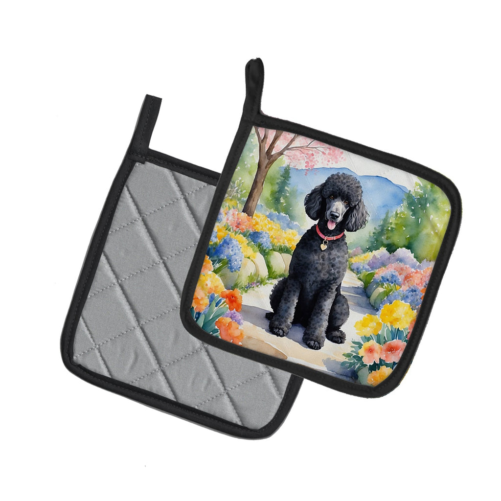 Black Poodle Spring Path Pot Holder Set of 2 Heat Resistant Quilted Hot Pads 7.5 x 7.5 Inch, Insulated Kitchen Trivets for Cooking & Baking