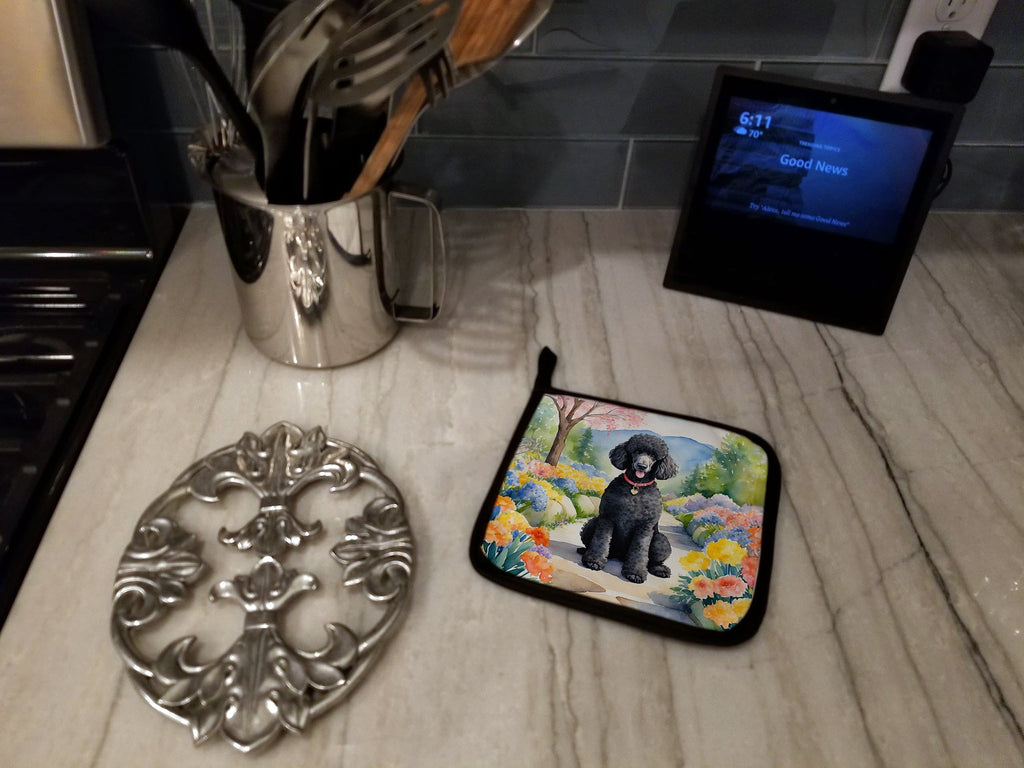 Black Poodle Spring Path Pot Holder Set of 2 Heat Resistant Quilted Hot Pads 7.5 x 7.5 Inch, Insulated Kitchen Trivets for Cooking & Baking