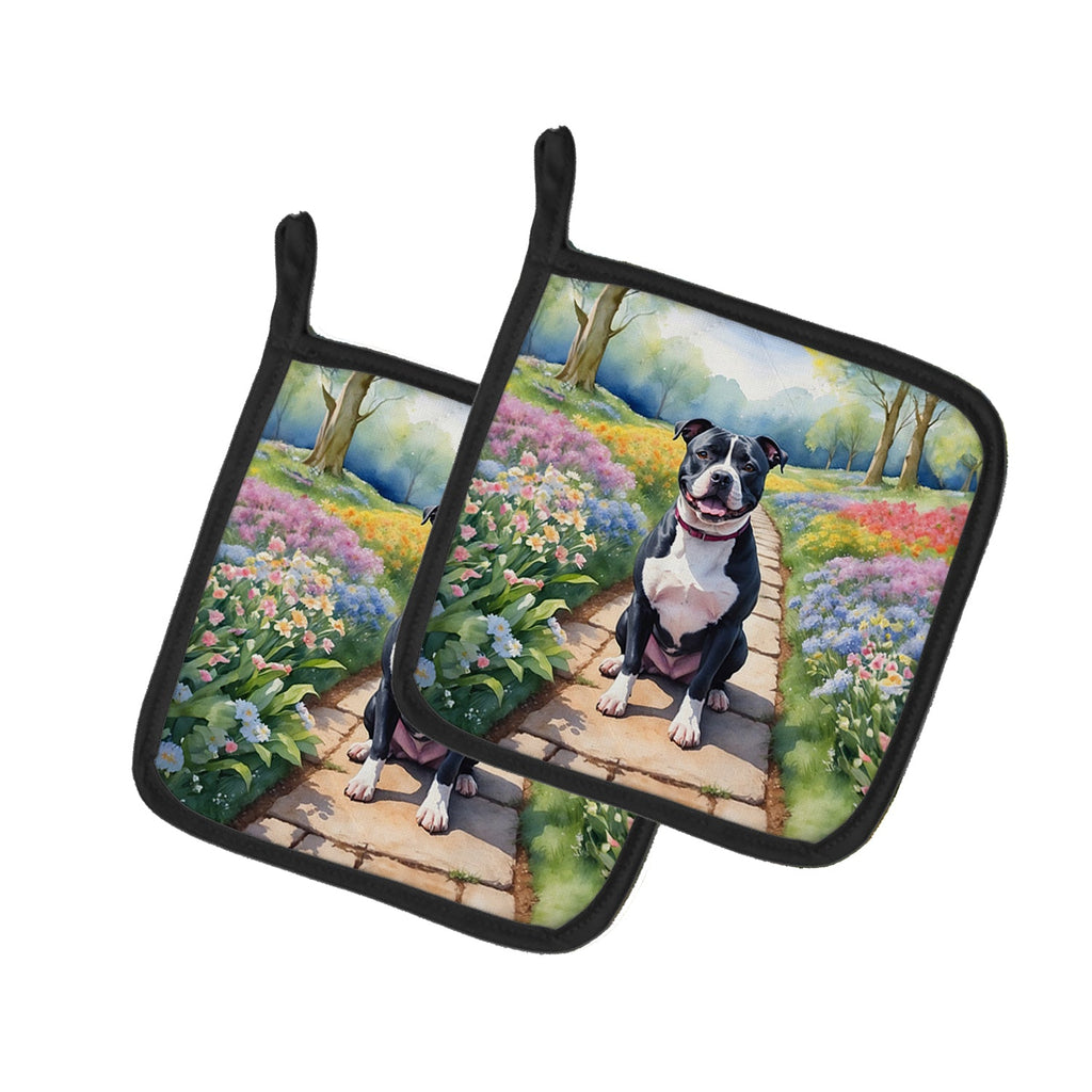 Staffordshire Bull Terrier Spring Path Pot Holder Set of 2 Heat Resistant Quilted Hot Pads 7.5 x 7.5 Inch, Insulated Kitchen Trivets for Cooking & Baking