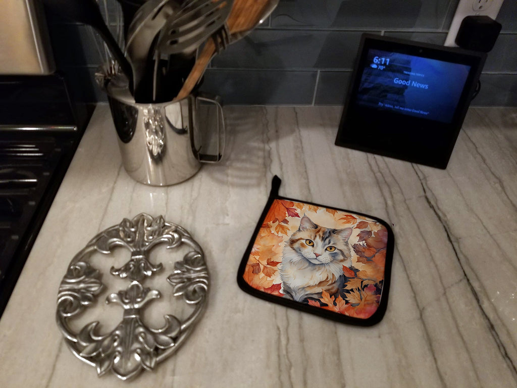 American Curl Cat in Fall Leaves Pot Holder Set of 2 Heat Resistant Quilted Hot Pads 7.5 x 7.5 Inch, Insulated Kitchen Trivets for Cooking & Baking