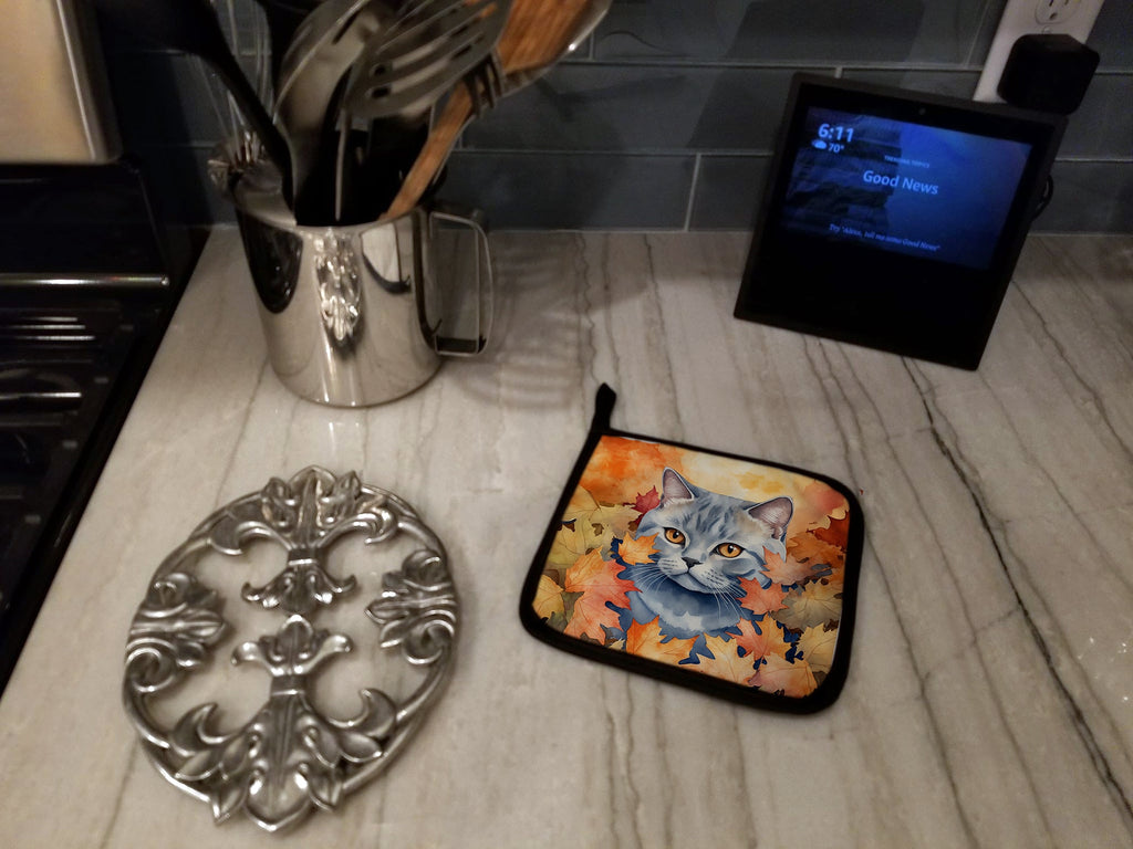 British Shorthair Cat in Fall Leaves Pot Holder Set of 2 Heat Resistant Quilted Hot Pads 7.5 x 7.5 Inch, Insulated Kitchen Trivets for Cooking & Baking