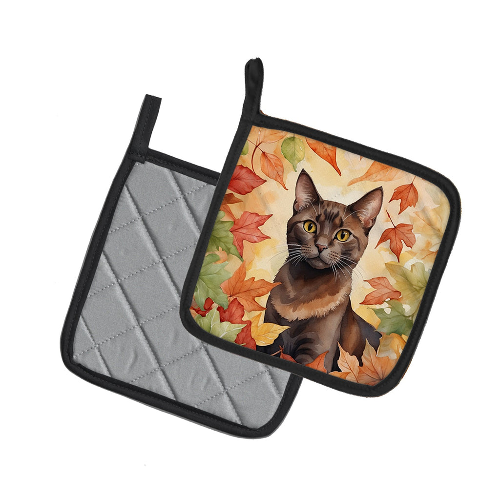 Havana Brown Cat in Fall Leaves Pot Holder Set of 2 Heat Resistant Quilted Hot Pads 7.5 x 7.5 Inch, Insulated Kitchen Trivets for Cooking & Baking