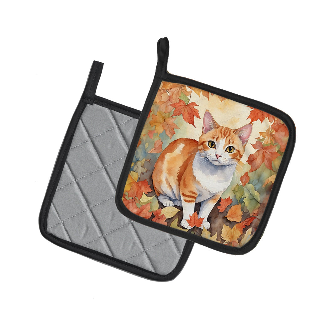 Japanese Bobtail Cat in Fall Leaves Pot Holder Set of 2 Heat Resistant Quilted Hot Pads 7.5 x 7.5 Inch, Insulated Kitchen Trivets for Cooking & Baking