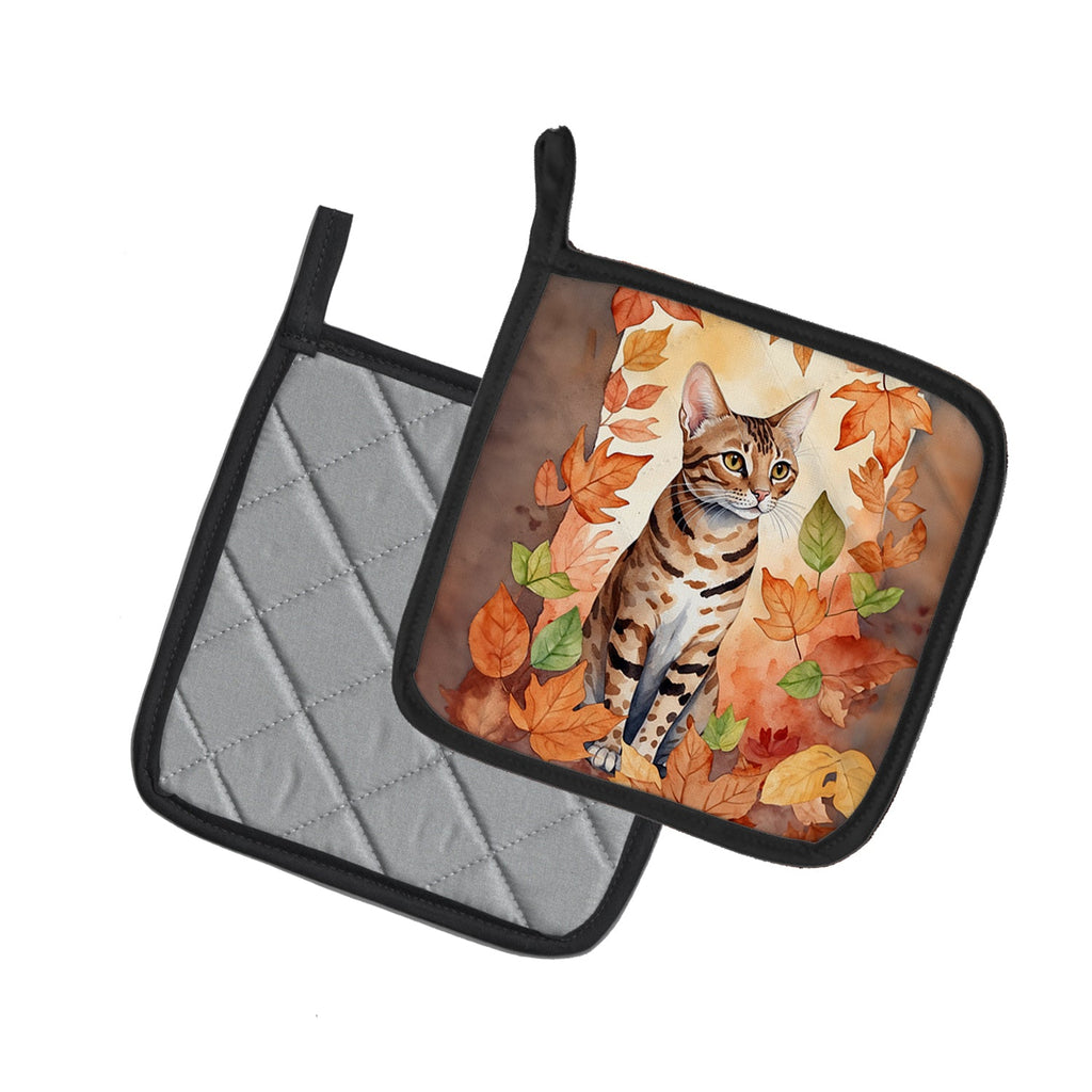 Ocicat Cat in Fall Leaves Pot Holder Set of 2 Heat Resistant Quilted Hot Pads 7.5 x 7.5 Inch, Insulated Kitchen Trivets for Cooking & Baking
