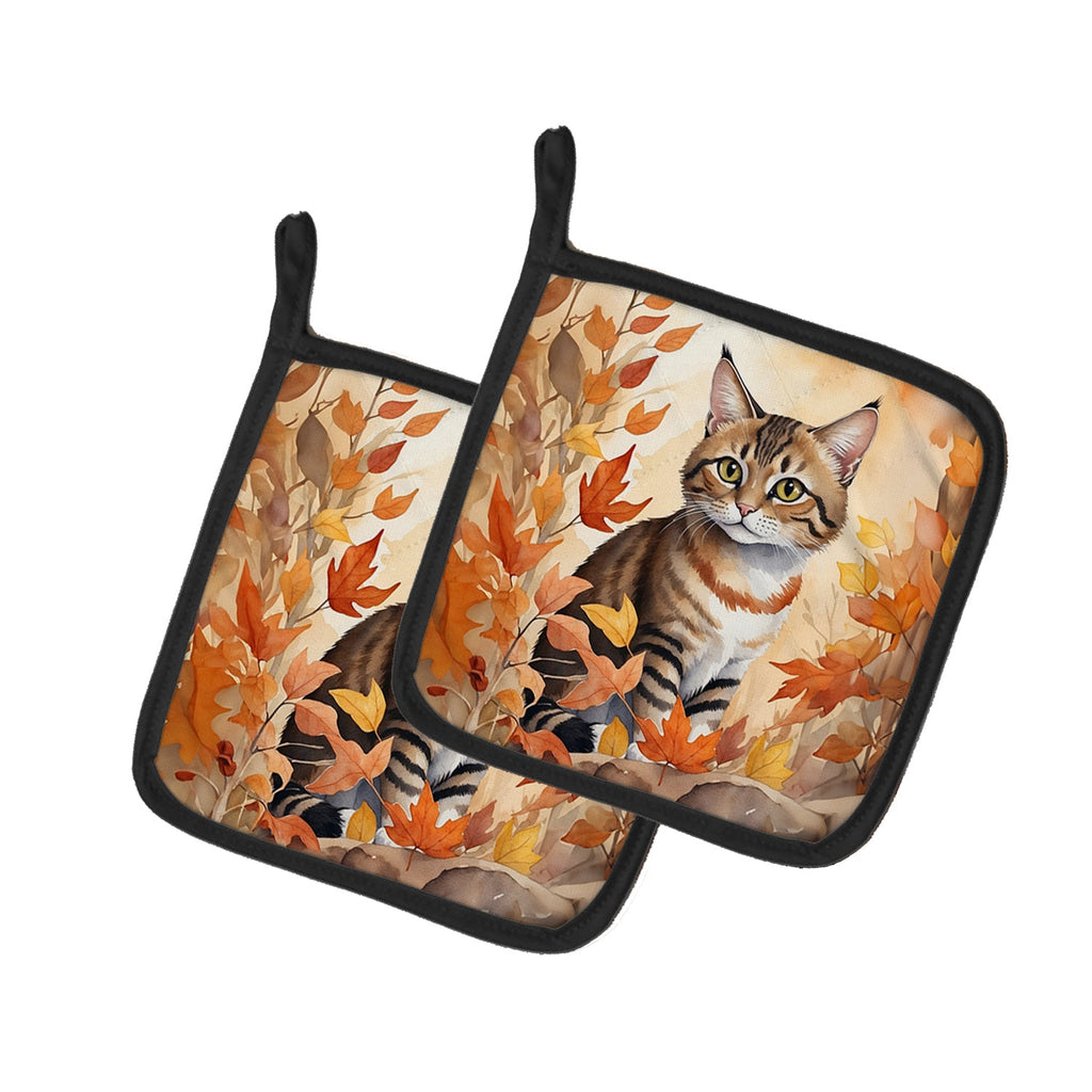 Owyhee Bob Cat in Fall Leaves Pot Holder Set of 2 Heat Resistant Quilted Hot Pads 7.5 x 7.5 Inch, Insulated Kitchen Trivets for Cooking & Baking