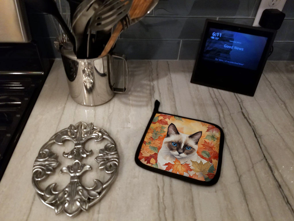Snowshoe Cat in Fall Leaves Pot Holder Set of 2 Heat Resistant Quilted Hot Pads 7.5 x 7.5 Inch, Insulated Kitchen Trivets for Cooking & Baking