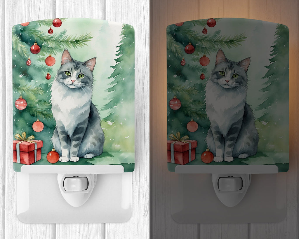 Australian Mist Cat By the Christmas Tree Ceramic Night Light Compact, UL-Certified, Ideal for Bedroom, Bathroom, Nursery, Hallway, Kitchen, 6x4x3, Multicolor