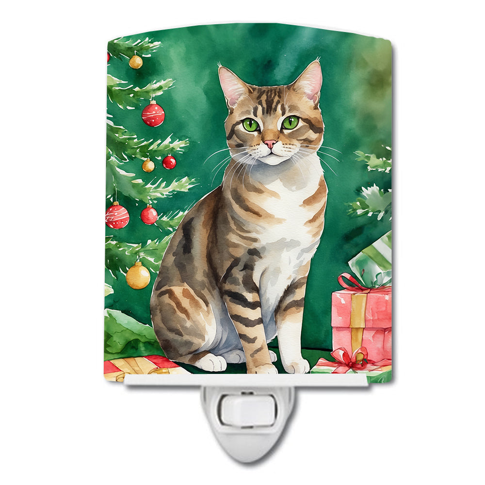 California Spangled Cat By the Christmas Tree Ceramic Night Light Compact, UL-Certified, Ideal for Bedroom, Bathroom, Nursery, Hallway, Kitchen, 6x4x3, Multicolor