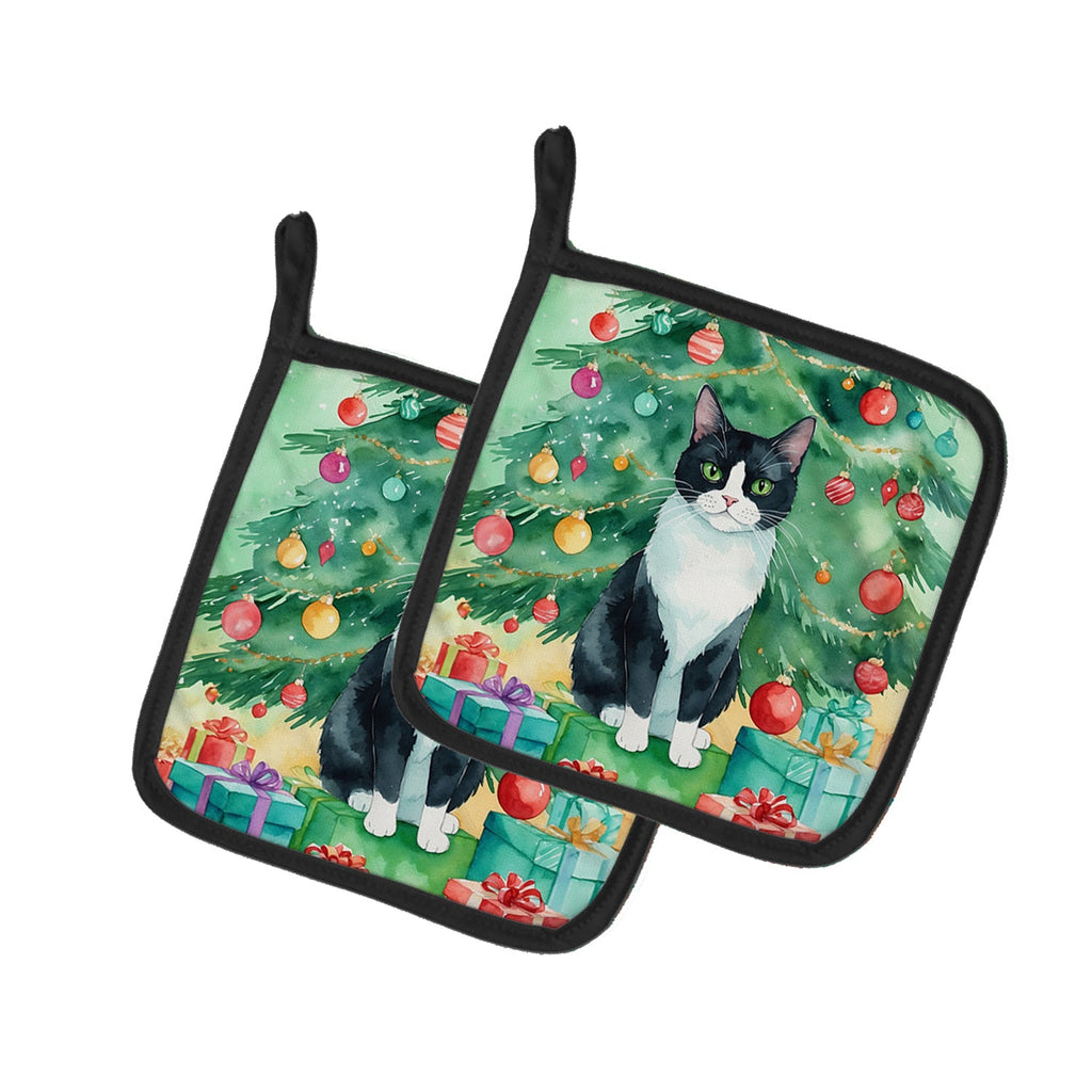 Chantilly Tiffany Cat By the Christmas Tree Pot Holder Set of 2 Heat Resistant Quilted Hot Pads 7.5 x 7.5 Inch, Insulated Kitchen Trivets for Cooking & Baking