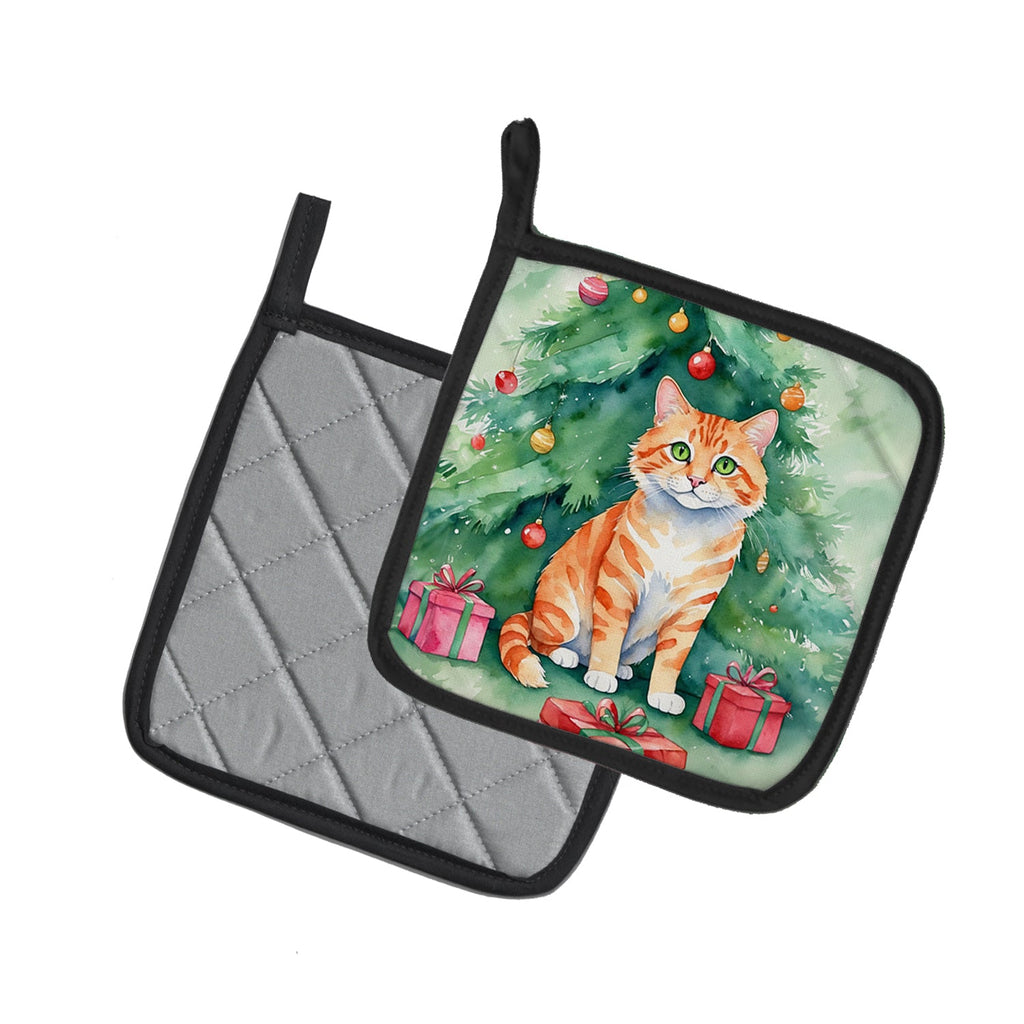 Cheetoh Cat By the Christmas Tree Pot Holder Set of 2 Heat Resistant Quilted Hot Pads 7.5 x 7.5 Inch, Insulated Kitchen Trivets for Cooking & Baking