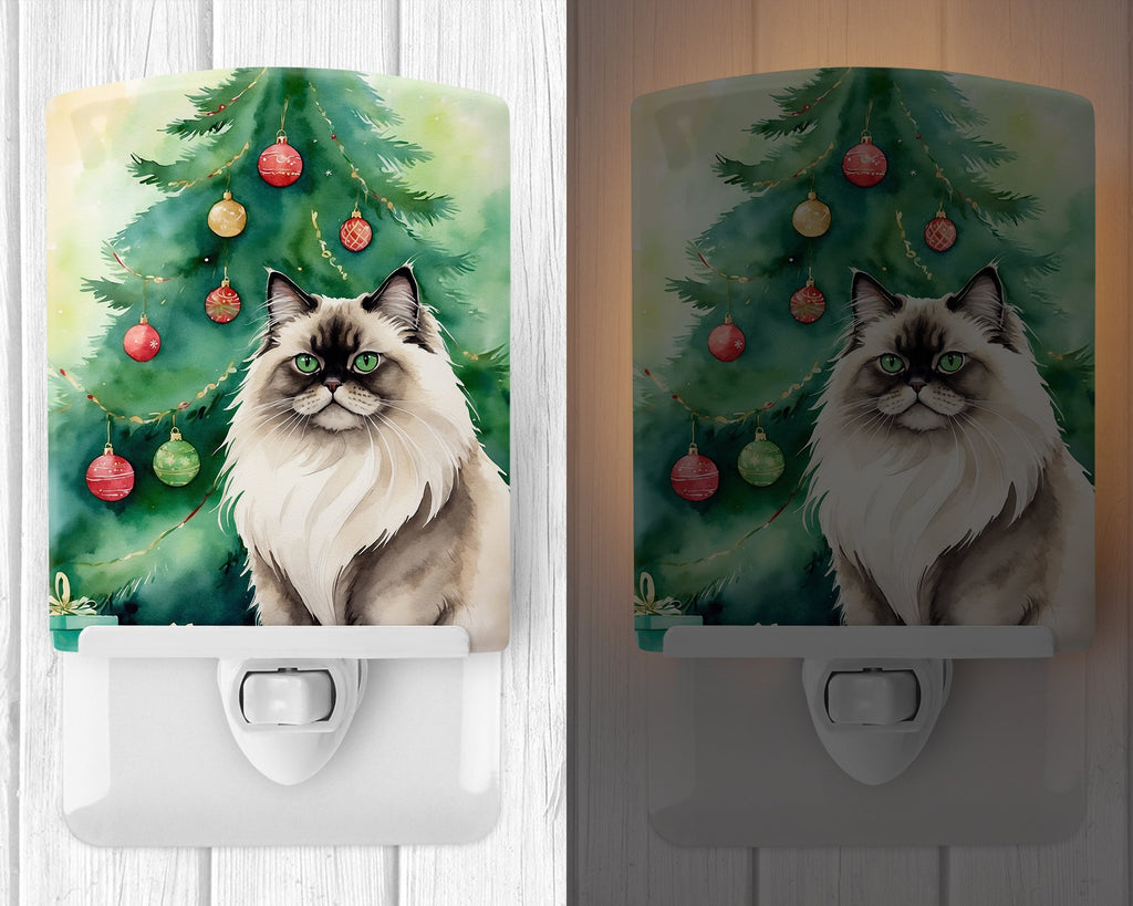 Colorpoint Longhair Cat By the Christmas Tree Ceramic Night Light Compact, UL-Certified, Ideal for Bedroom, Bathroom, Nursery, Hallway, Kitchen, 6x4x3, Multicolor