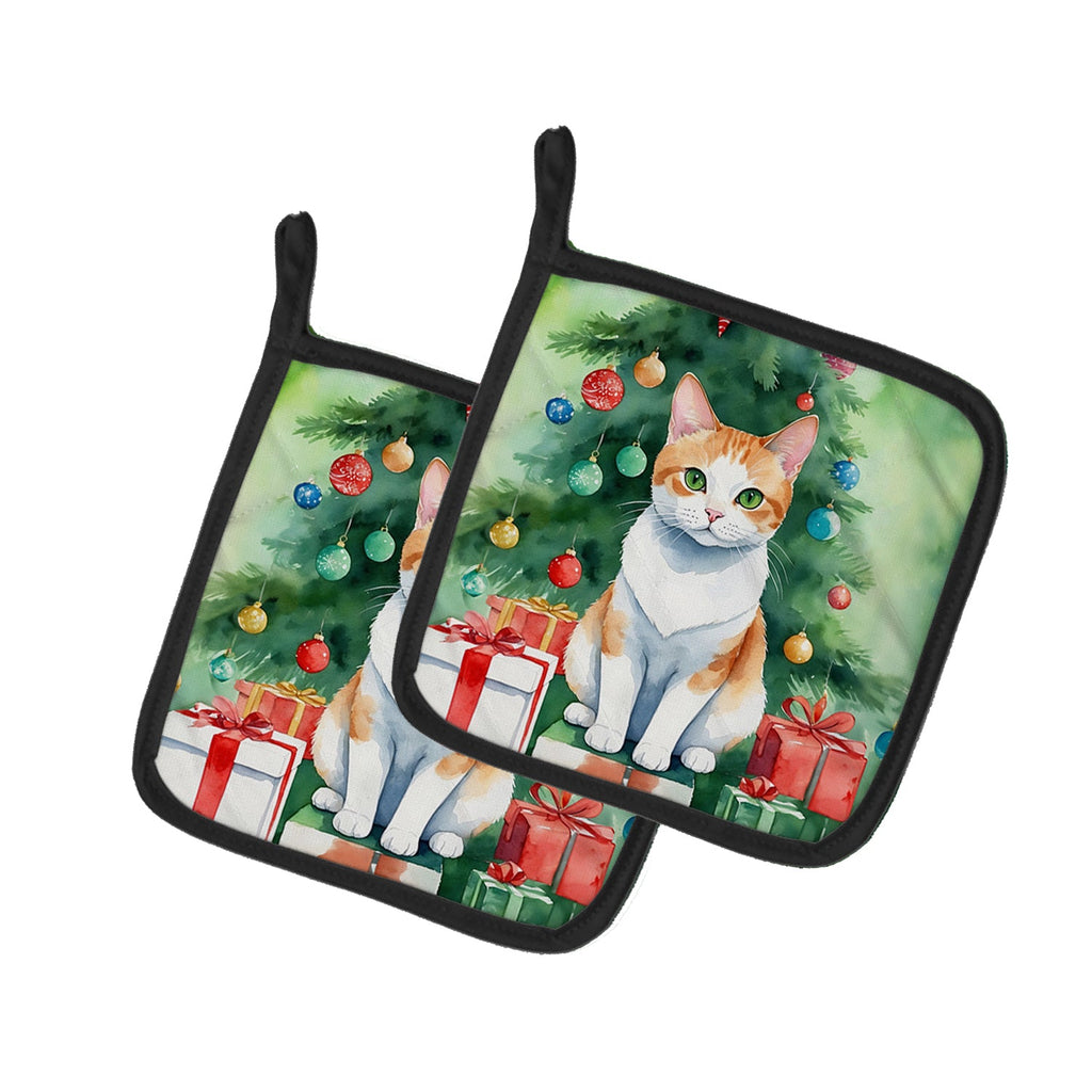 Japanese Bobtail Cat By the Christmas Tree Pot Holder Set of 2 Heat Resistant Quilted Hot Pads 7.5 x 7.5 Inch, Insulated Kitchen Trivets for Cooking & Baking