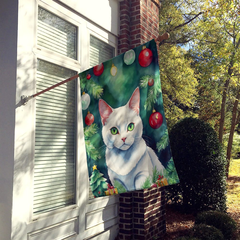 Khao Manee Cat By the Christmas Tree House Flag 28x40 Porch Sleeve Pole Decorative Outside Yard Banner Artwork Wall Hanging, Polyester