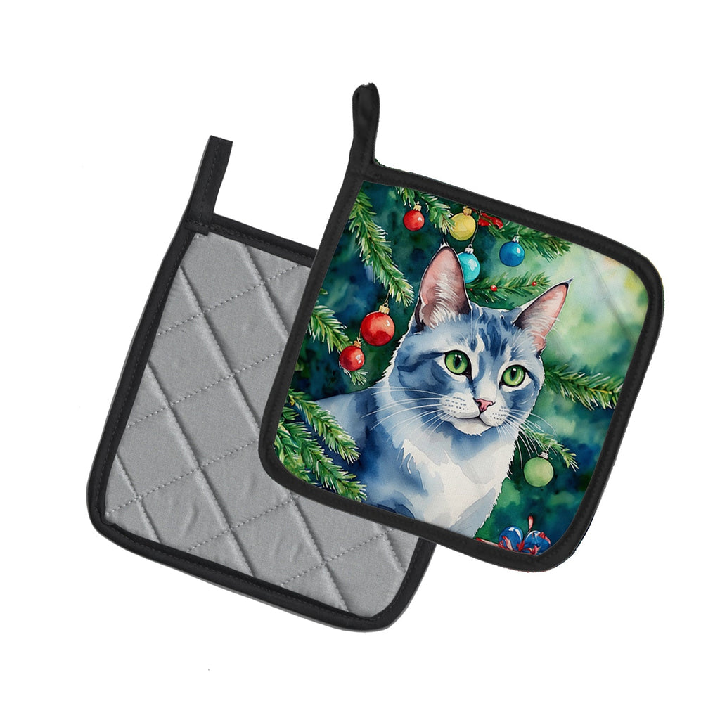 Ojos Azules Cat By the Christmas Tree Pot Holder Set of 2 Heat Resistant Quilted Hot Pads 7.5 x 7.5 Inch, Insulated Kitchen Trivets for Cooking & Baking