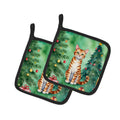 Safari Cat By the Christmas Tree Pot Holder Set of 2 Heat Resistant Quilted Hot Pads 7.5 x 7.5 Inch, Insulated Kitchen Trivets for Cooking & Baking