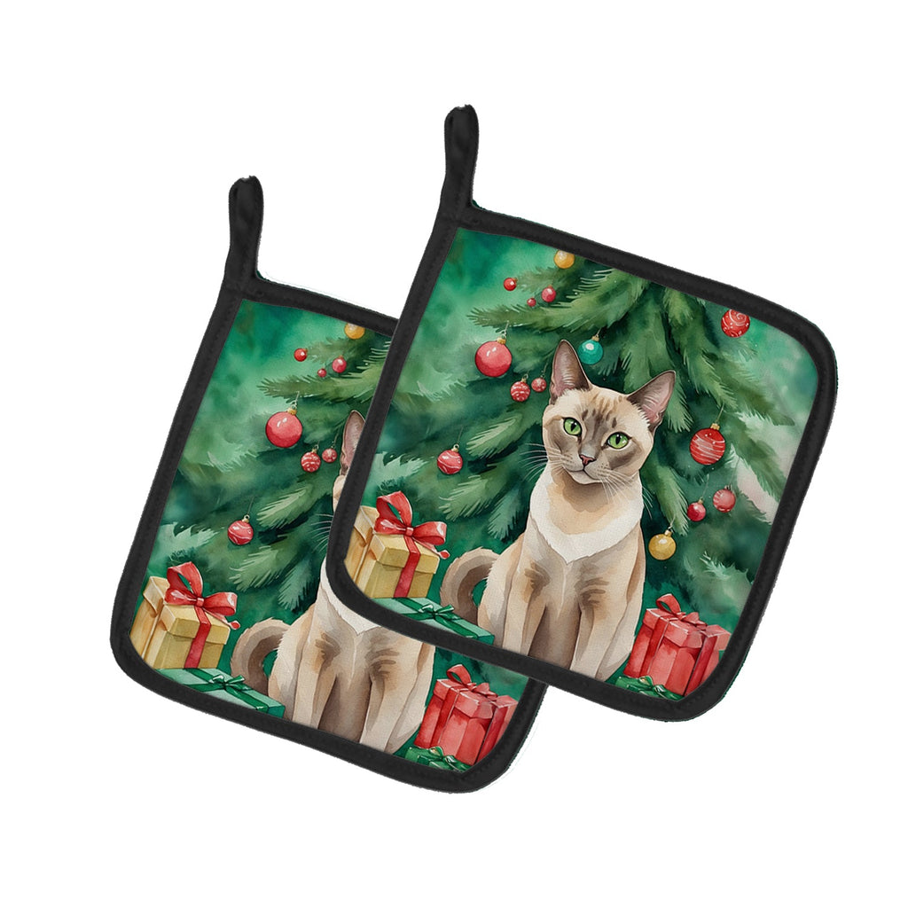 Tonkinese Cat By the Christmas Tree Pot Holder Set of 2 Heat Resistant Quilted Hot Pads 7.5 x 7.5 Inch, Insulated Kitchen Trivets for Cooking & Baking