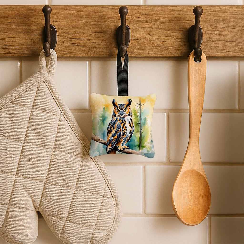 Great Horned Owl Hanging Square Fabric Ornament 3.5 × 3.5 Decorative Door-Knob & Tree Hanger, Soft Fabric