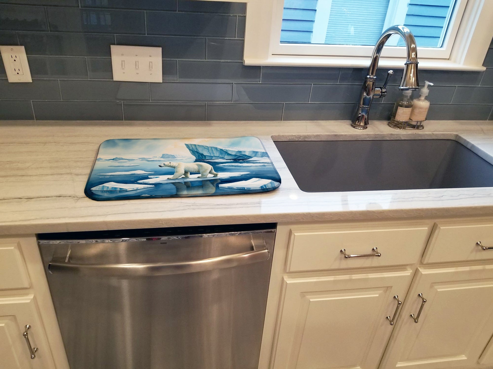 Polar Bear on the Ice Dish Drying Mat Absorbent Dish Drying Mat Pad for Kitchen Counter Dish Drainer Mat for Countertop, 14 x 21", Multicolor