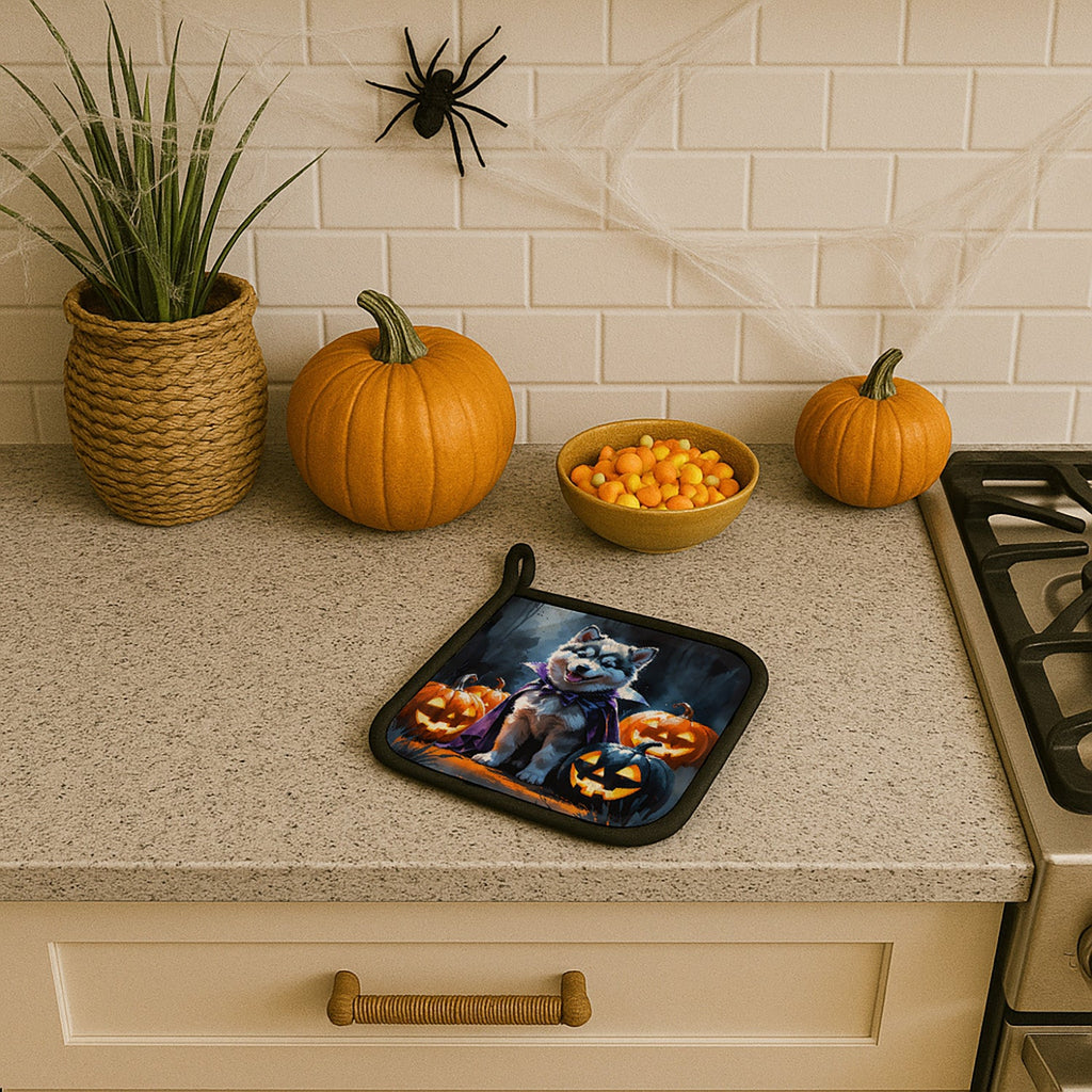Alaskan Malamute Puppy Halloween Pot Holder Set of 2 Heat Resistant Quilted Hot Pads 7.5 x 7.5 Inch, Insulated Kitchen Trivets for Cooking & Baking