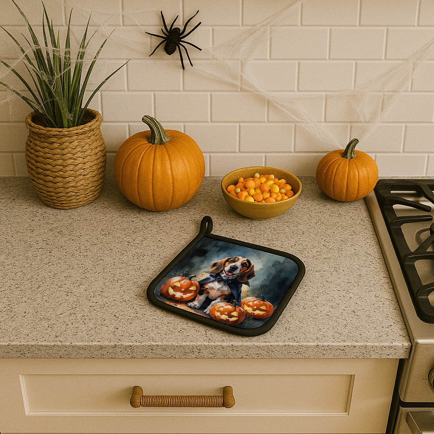 Basset Hound Puppy Halloween Pot Holder Set of 2 Heat Resistant Quilted Hot Pads 7.5 x 7.5 Inch, Insulated Kitchen Trivets for Cooking & Baking