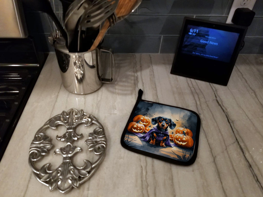 Dachshund Puppy Halloween Pot Holder Set of 2 Heat Resistant Quilted Hot Pads 7.5 x 7.5 Inch, Insulated Kitchen Trivets for Cooking & Baking