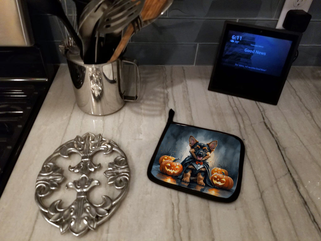 German Shepherd Puppy Halloween Pot Holder Set of 2 Heat Resistant Quilted Hot Pads 7.5 x 7.5 Inch, Insulated Kitchen Trivets for Cooking & Baking