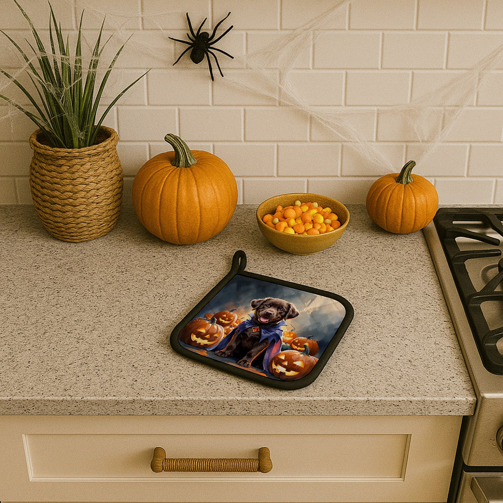 Chocolate Labrador Retriever Puppy Halloween Pot Holder Set of 2 Heat Resistant Quilted Hot Pads 7.5 x 7.5 Inch, Insulated Kitchen Trivets for Cooking & Baking