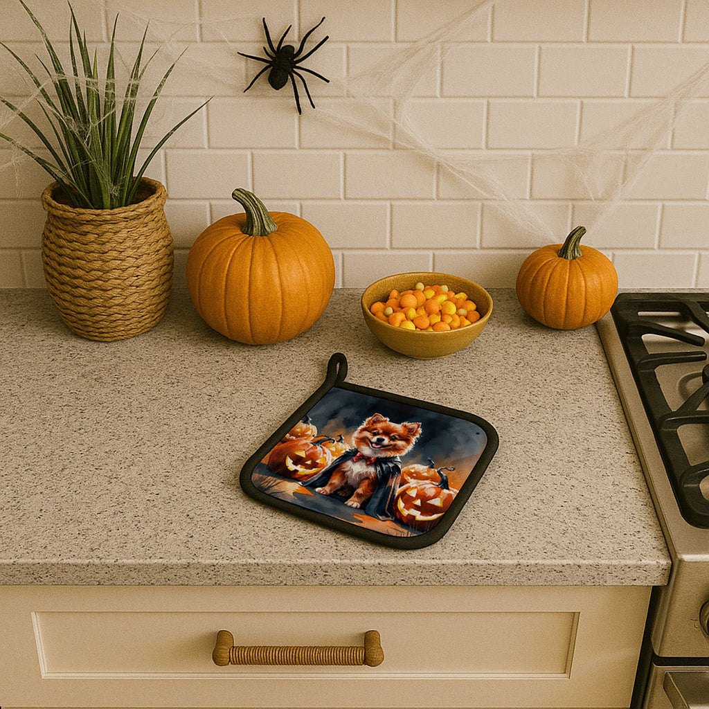 Pomeranian Puppy Halloween Pot Holder Set of 2 Heat Resistant Quilted Hot Pads 7.5 x 7.5 Inch, Insulated Kitchen Trivets for Cooking & Baking