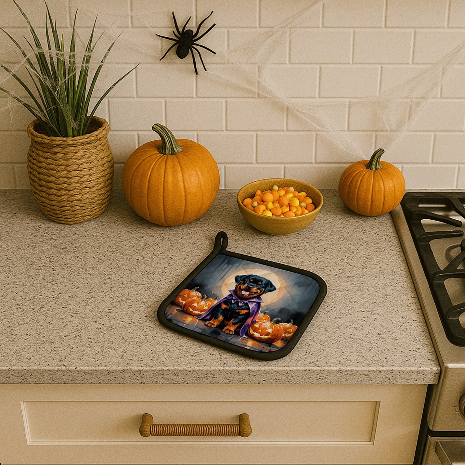 Rottweiler Puppy Halloween Pot Holder Set of 2 Heat Resistant Quilted Hot Pads 7.5 x 7.5 Inch, Insulated Kitchen Trivets for Cooking & Baking