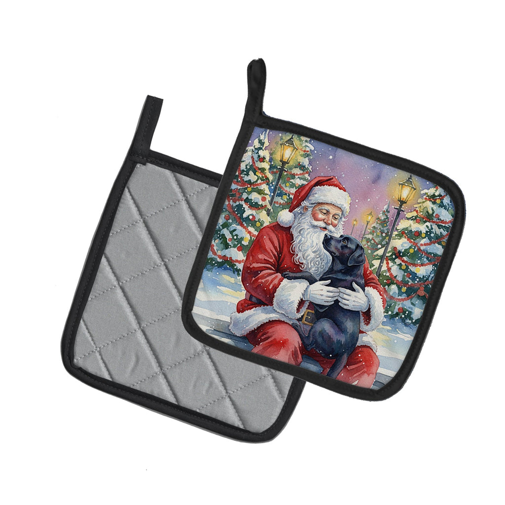 Black Labrador Retriever with Santa Claus Pot Holder Set of 2 Heat Resistant Quilted Hot Pads 7.5 x 7.5 Inch, Insulated Kitchen Trivets for Cooking & Baking