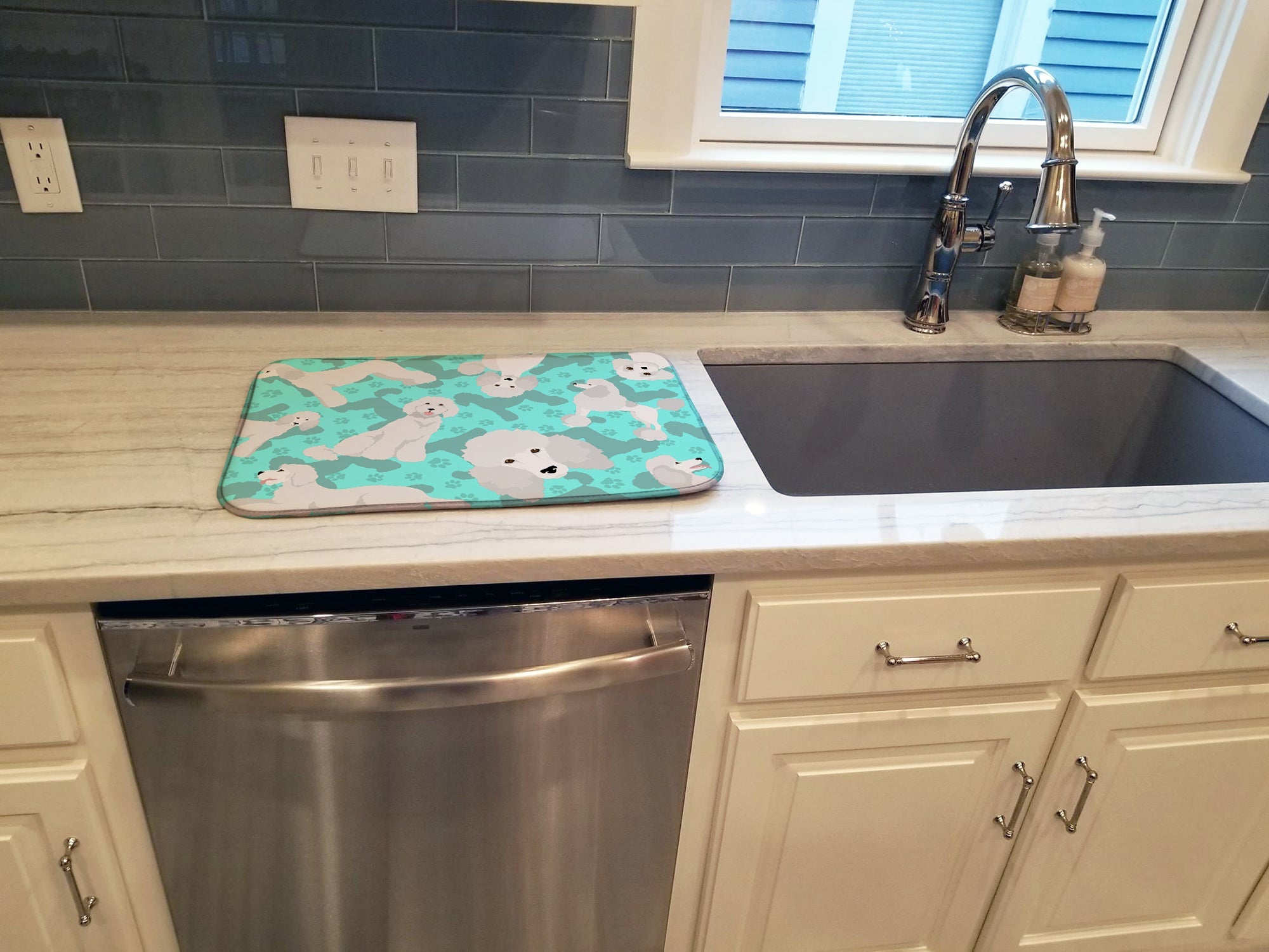 White Standard Poodle Dish Drying Mat Absorbent Dish Drying Mat Pad for Kitchen Counter Dish Drainer Mat for Countertop, 14 x 21", Multicolor